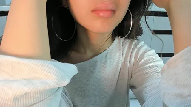 Mia_Meow_ live