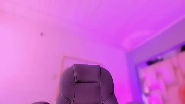 AishaKassandra live