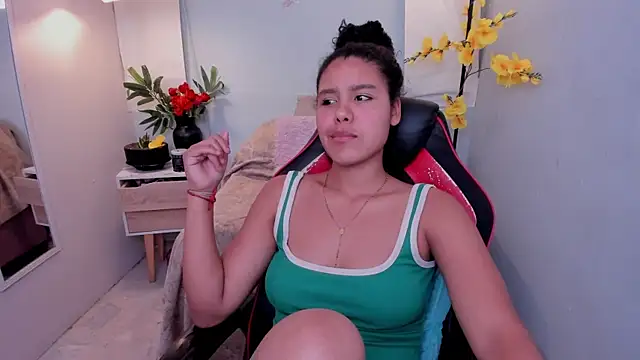 AriaVega live