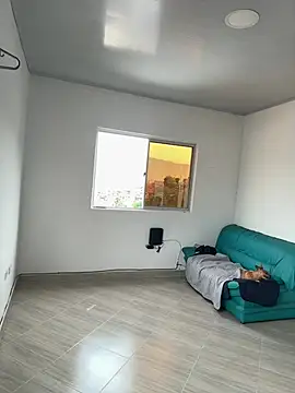 Abriil_cutee live
