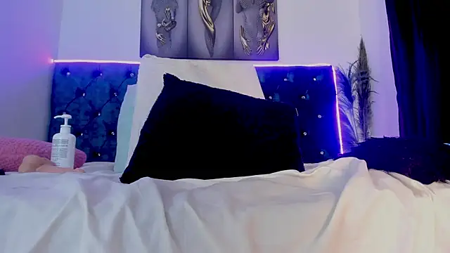 Roxanna_0 live
