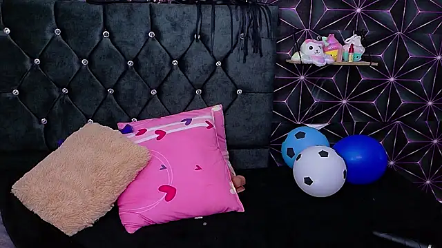 Miis_Beella live