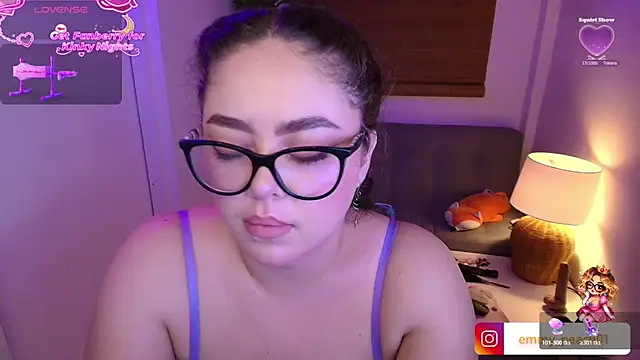 Emmy_peach1 live