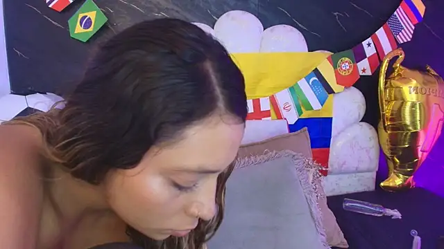 _MiaBrown_ live