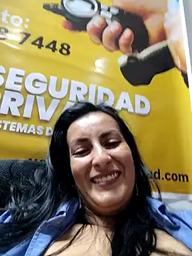 ALEJANDRA__28 live
