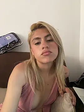Lia-firee live