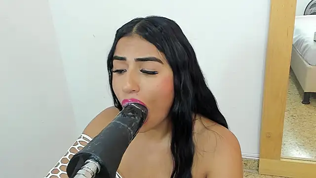 AntoniaRoss_ profile