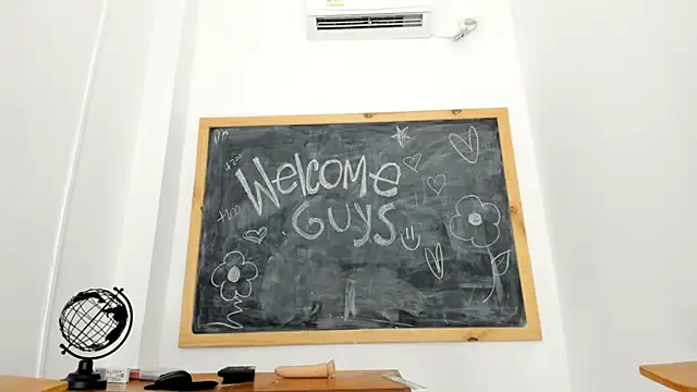 Mallory_Lee live