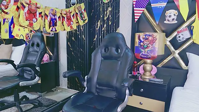 SophieWinsloow live