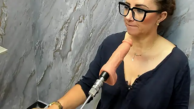 Milf_Drip live