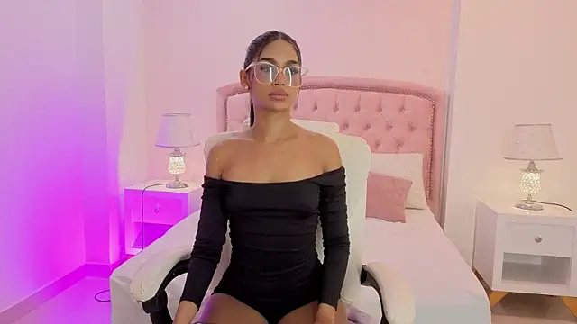 ChloeMoon9 live