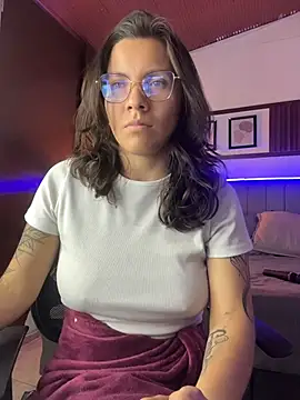 karlamorris_ live