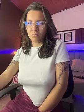 karlamorris_ live