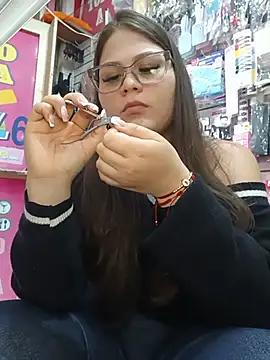 Vale_Saenzz live