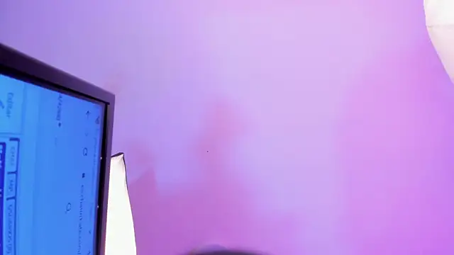 ArianaBaker live