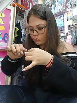 Vale_Saenzz live