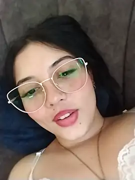 Valeria_allurin live