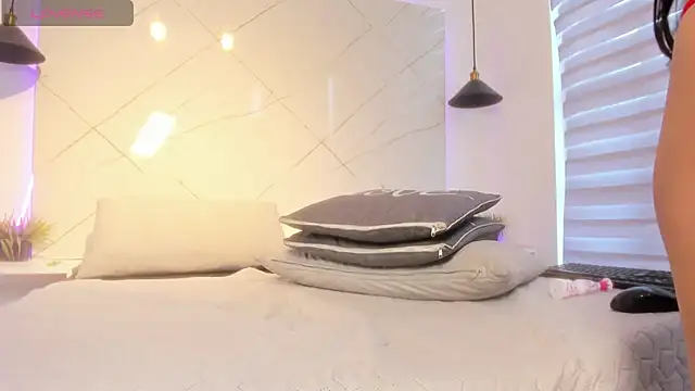 SARAH_COLLENS_ live