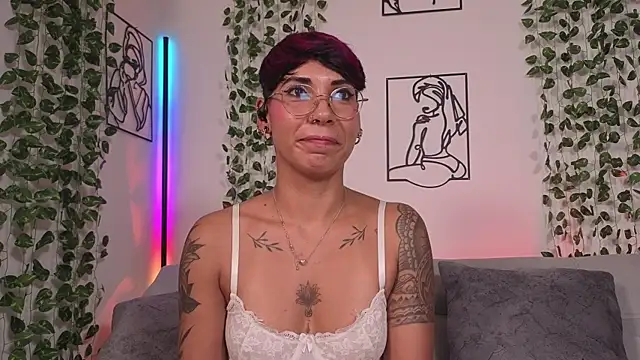 MiaMorgan_ live