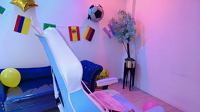 Maddie_T18 live