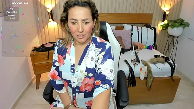 luciana_ballesteros_ live