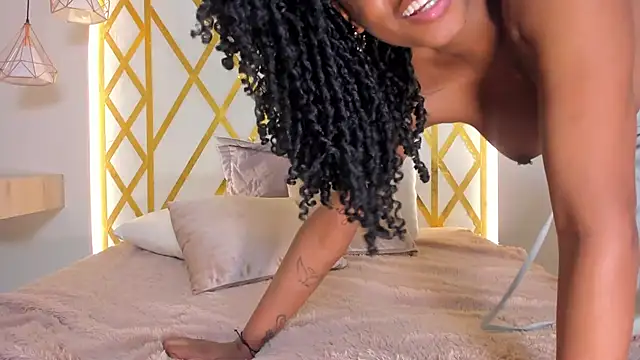 maryevans_ live