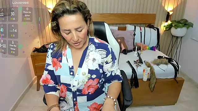 luciana_ballesteros_ live