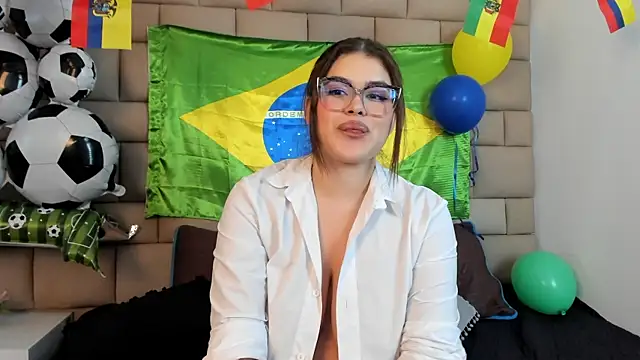 TifannyRosen live