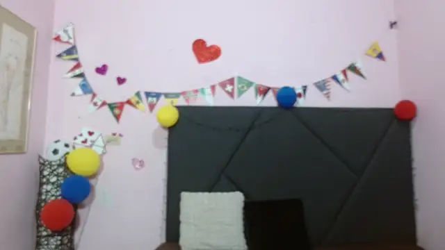 pamela_echeverria live