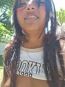 Pretty_karol live