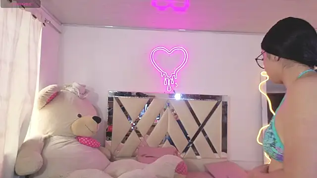 MILAH_TAY live