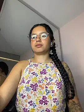 Rosita_forever_ live