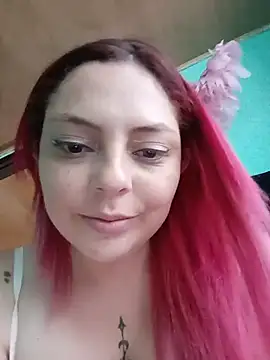 madelaine- live
