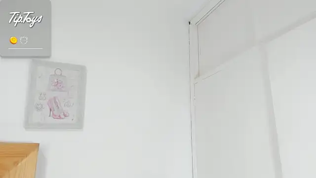 Melaniie_fox_ live