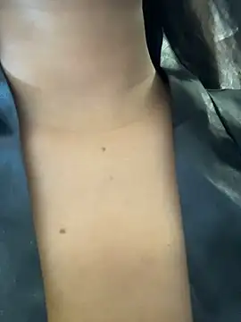 MiaDiamod live