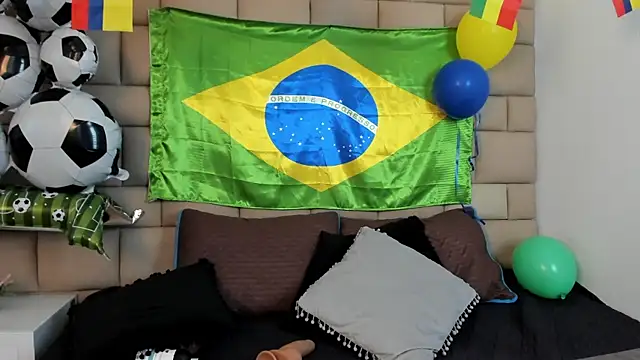 TifannyRosen live