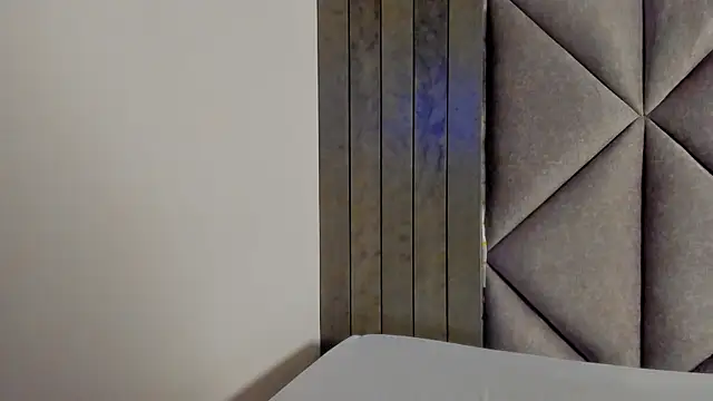 AbbyWathson live