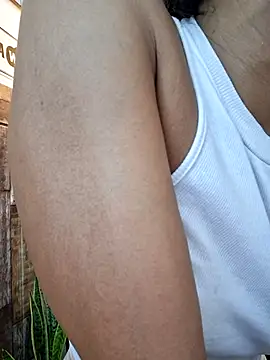Doll_Loren live
