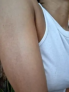 Doll_Loren live