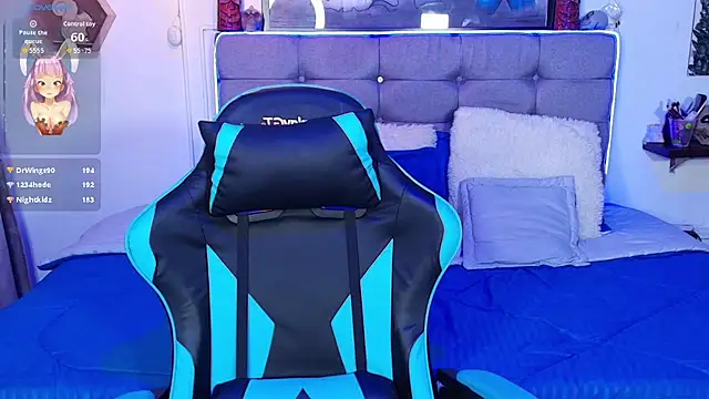 Kata_Bigboobs live