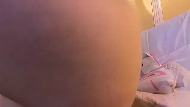 Emmaa_Blonde live