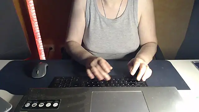 SweetPhoenix76 live