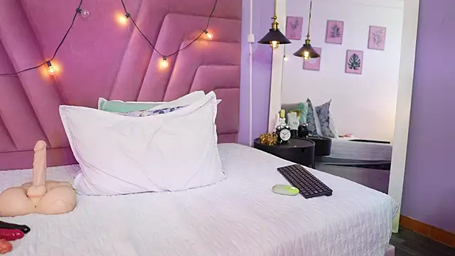 cutepetitee live