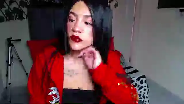 Violettasquirt live