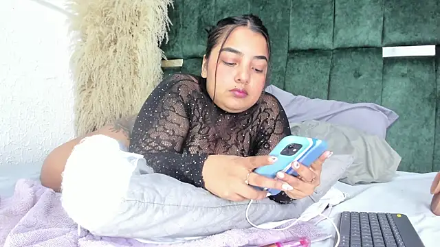 Chloe_jackson25 live