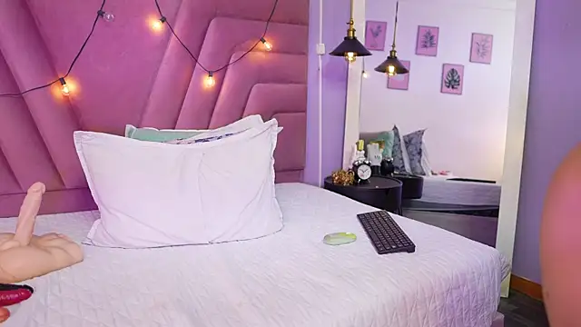 cutepetitee live