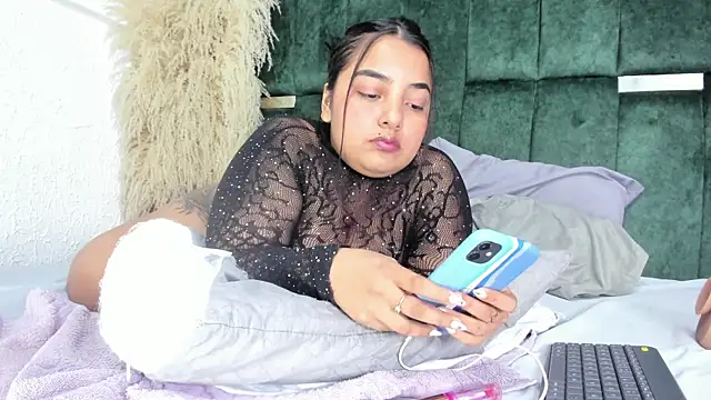 Chloe_jackson25 live