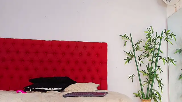 kayna_gomez live