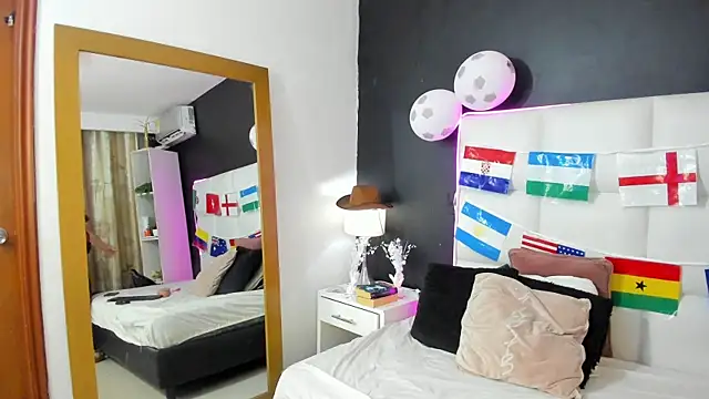 Tessa_Sinclaire live