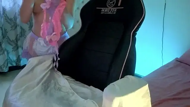 MAHYRA_TAY live